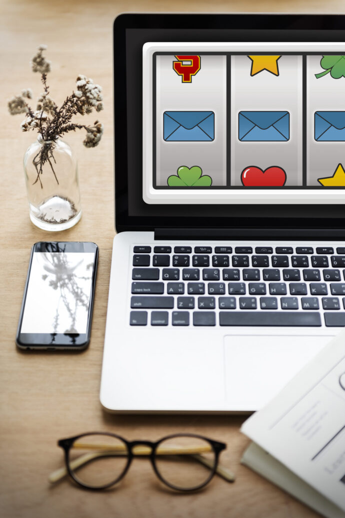 Slot Machine Cloud Envelope Folder Battery